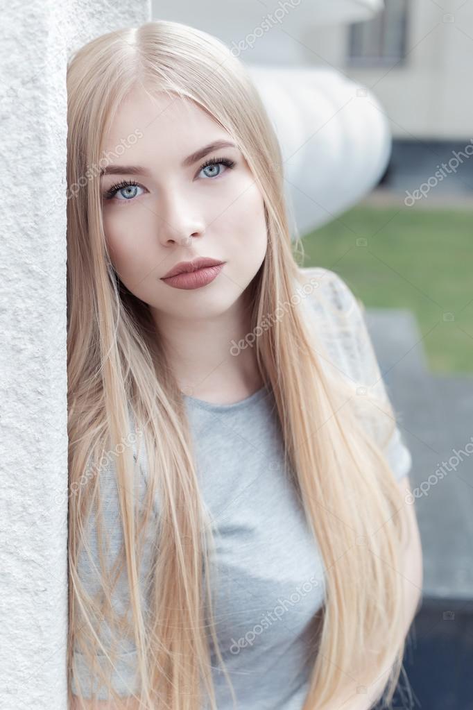 Dating mit einem blonden mädchen