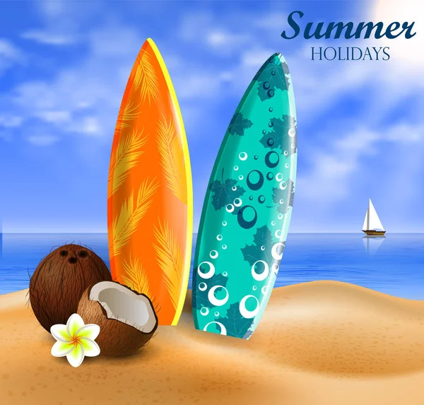 güneşli bir deniz manzarası karşı bir plajda sörf tahtaları