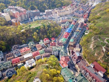 Kyiv şehrinin hava aracı görüntüsü