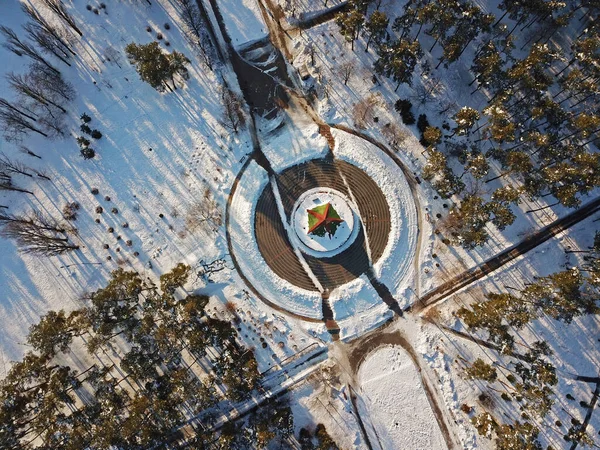 Widok Lotu Ptaka Piękny Śnieżny Park — Zdjęcie stockowe
