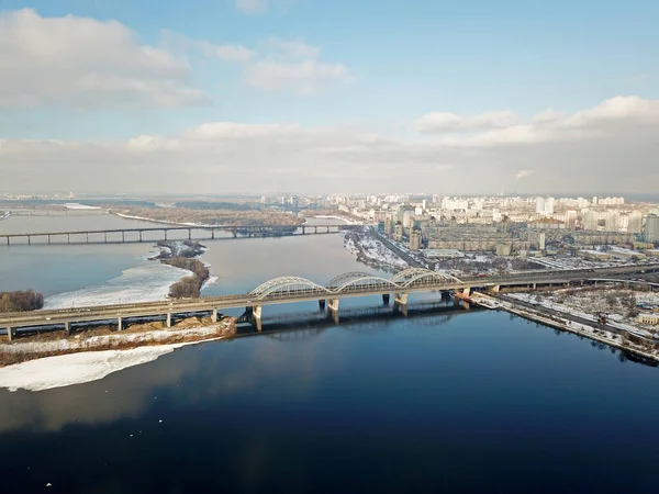 Widok Lotu Ptaka Darnicki Most Kolejowo Samochodowy Kijowie — Zdjęcie stockowe