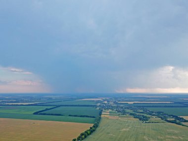Yeşil tarım alanlarının havadan görünüşü