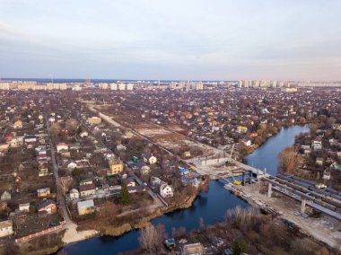 Kyiv 'de bir yerleşim yeri. Hava aracı görünümü
