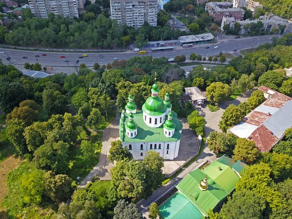 Luchtfoto Orthodoxe Kerk Midden Het Bos — Stockfoto