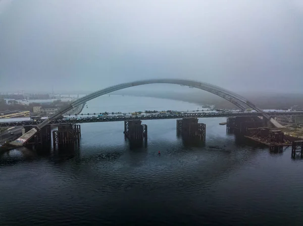 Hava Görüntüsü Köprü Dinyeper Nehri Üzerinde Yapım Aşamasında — Stok fotoğraf