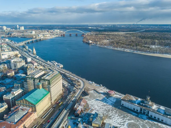 Kyiv Deki Dinyeper Nehrinin Güzel Manzarası Hava Aracı Görünümü — Stok fotoğraf