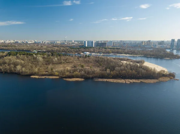 Flygdrönare Gräsbevuxen Strand Liten Vid Flod Kiev Slutet Hösten Torrt — Stockfoto
