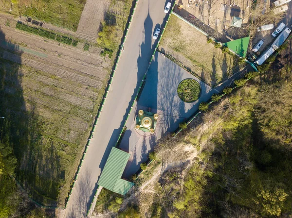 Vista Aérea Del Dron Monasterio Ortodoxo Entre Bosque Kiev — Foto de Stock