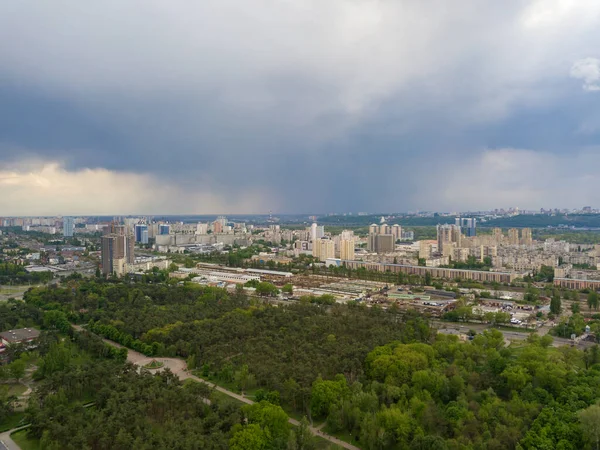 Jarní Déšť Nad Parkem Kyjevě Zobrazení Leteckých Dronů — Stock fotografie