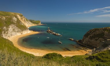 Dorset kıyı şeridi bir sıcak yaz gününde