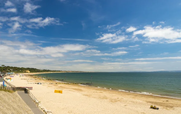 Praia de areia em Poole Dorset Inglaterra Reino Unido perto de Bournemouth — Fotografia de Stock