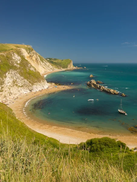 Dorset kıyı şeridi bir sıcak yaz gününde