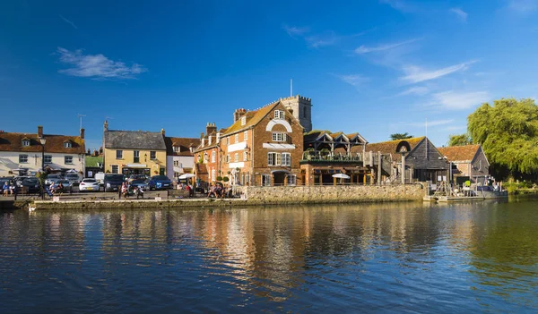 Wareham Quay im strahlenden Sonnenschein — Stockfoto