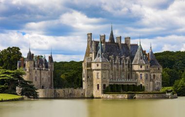 15. ve 16 yüzyıl Chateau de la Bretesche