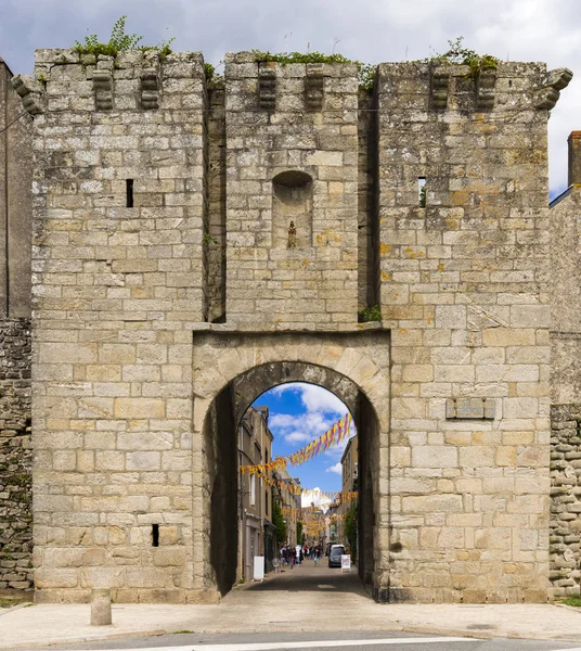 Muros medievais e igrejas de Guerande, França — Fotografia de Stock
