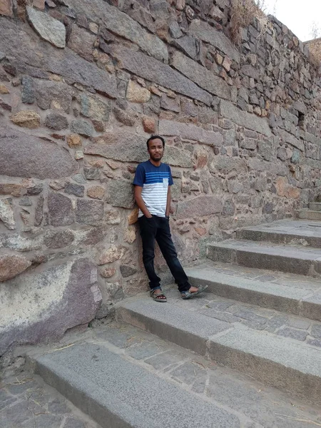 Golconda Kalesi, Golkonda (Telugu) olarak da bilinir. 