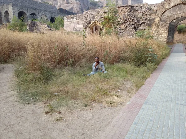 Golconda Kalesi, Golkonda (Telugu) olarak da bilinir. 