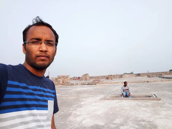 Golconda Kalesi, Golkonda (Telugu) olarak da bilinir. 