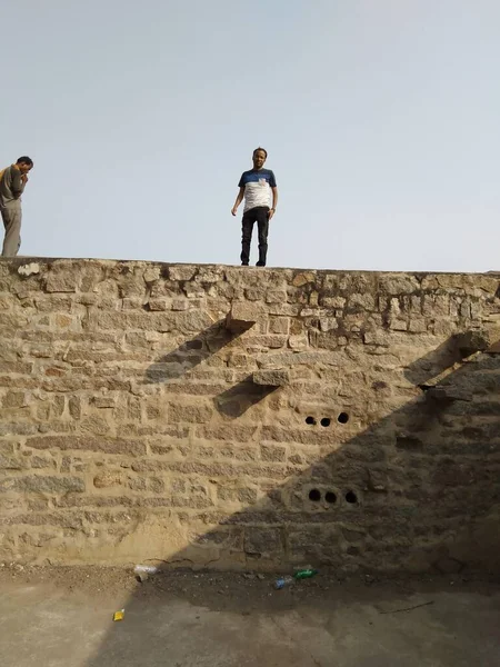 Golconda Kalesi, Golkonda (Telugu) olarak da bilinir. 