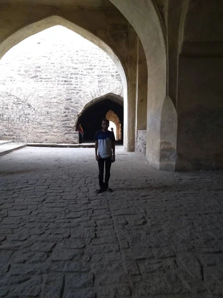 Golconda Kalesi, Golkonda (Telugu) olarak da bilinir. 