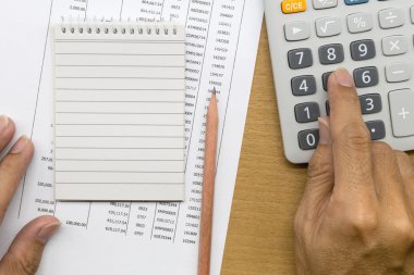 Aylık gelir ve hesap harcamaları planlama