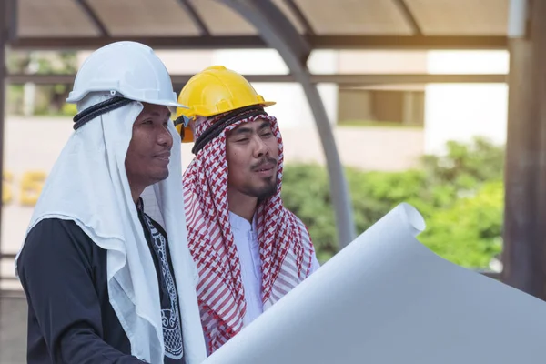 Arab businessmen worker on construction site
