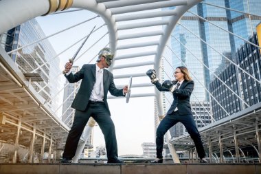 Şövalye işadamı ve boxer işkadını savaş City 