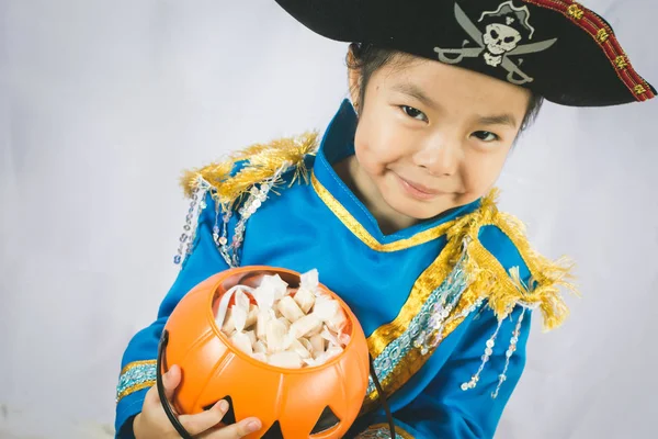Portrait of little girl in pirate — Stock Photo, Image