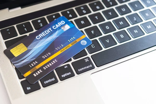 Credit Card Computer Keyboard Internet Purchase Concept — Stock Photo, Image