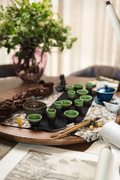 Nature morte. Le début de la cérémonie traditionnelle chinoise du thé . — Photo