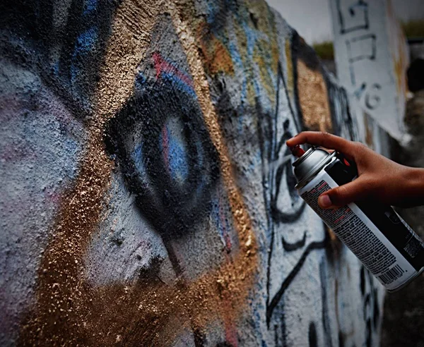 Spraypainting Hieroglyphen Auf Modernen Medien — Stockfoto