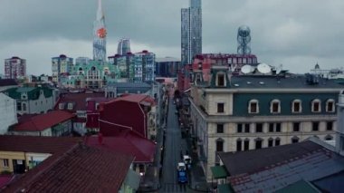 CHOVID19 yüzünden Batumi 'deki boş cadde 