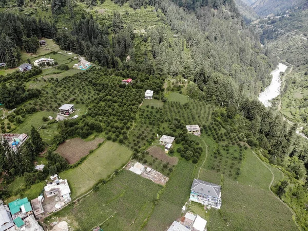 Luftaufnahme Mountain Green Valley Bauernhöfe Rund Den See — Stockfoto