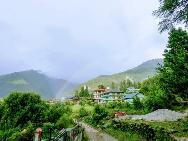 Regenbogenblick Den Bergen Sonniges Und Bewölktes Wetter Himachal Indien — Stockfoto