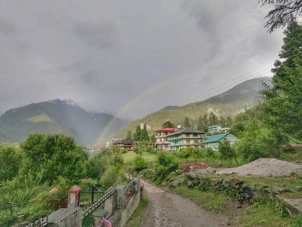 Regenbogenblick Den Bergen Sonniges Und Bewölktes Wetter Himachal Indien — Stockfoto