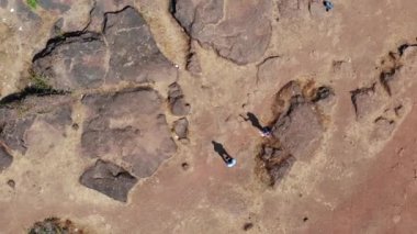 Kuzey Goa, Hindistan 'daki Antik Chapora Kalesi' nde Aşağıdan Yukarıya Hava Görüntüsü