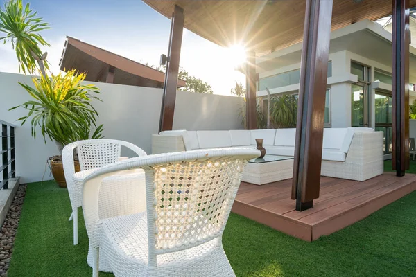 Balcon Extérieur Sur Toit Avec Pavillon — Photo