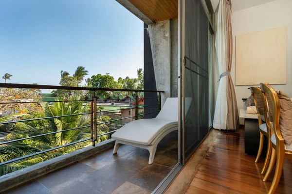 Siège Extérieur Sur Balcon Avec Vue Dans Piscine Villa Maison — Photo