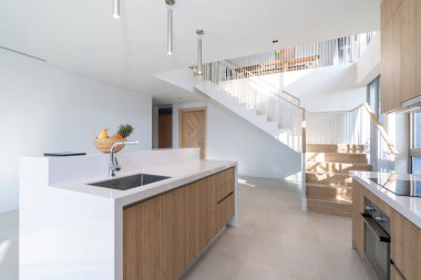 Bilardo villası, ev, ev, daire, yuvarlak tabure, mutfak tezgahı ve mutfak.