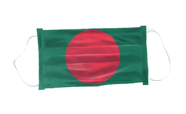 Topeng Medis Dengan Pola Bendera Bangladesh Pada Latar Belakang Putih — Stok Foto