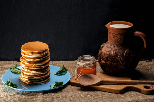 Appetizing Domestic Pancakes Maple Syrup Rustic Style — Stock Photo, Image