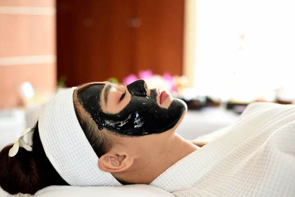 Wellness Beauty Relaxation Concept Young Woman Face Mask Black Mud — Stock Photo, Image