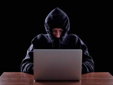 Çalmak veri--dan laptop bilgisayar korsanı