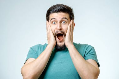 Genç hayran adam portresi