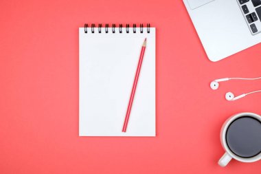 Modern tasarımcı ofis Resepsiyon Masaları boş defter sayfası, lapt