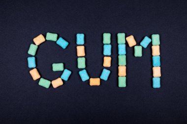 Word sakız sakız ile yazılı