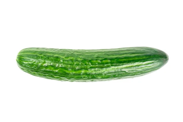Čerstvé zelené okurky izolovaných na bílém — Stock fotografie