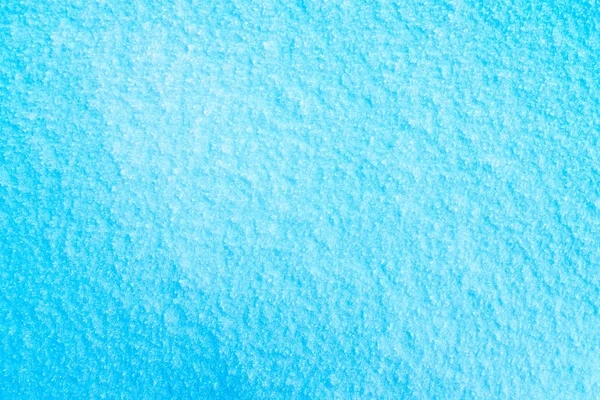 Texture enneigée blanche et bleue de la surface de neige naturelle — Photo