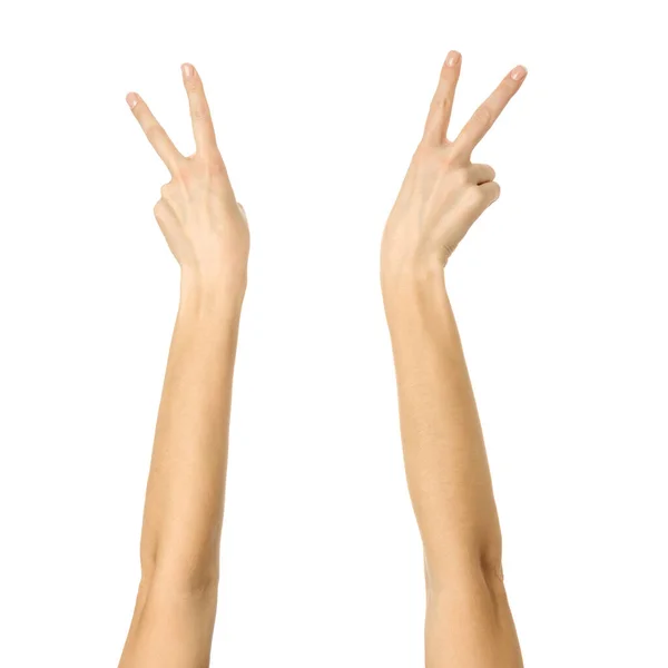 Znak Zwycięstwa Kobieta Ręka Francuskim Manicure Gestykulując Izolowane Białym Tle — Zdjęcie stockowe