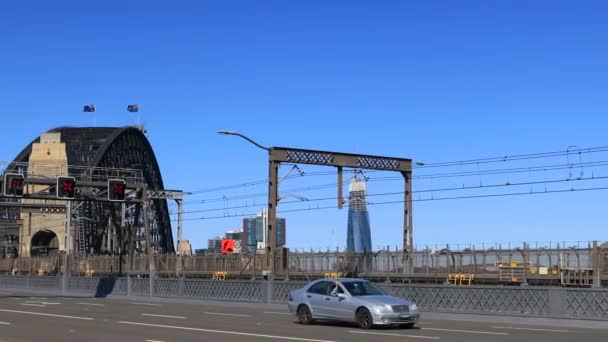 Verhoogde Sydney Harbour Brug Tolweg Snelweg Met Voetgangers Loopbrug Breed — Stockvideo